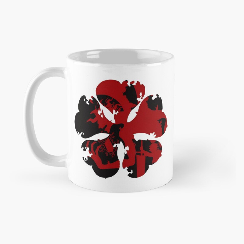 Black Clover Royal Clover Crest Mug - Image 2